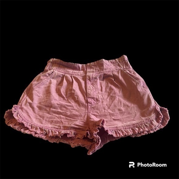 Pink high waisted TGLA ruffle shorts - Picture 1 of 9